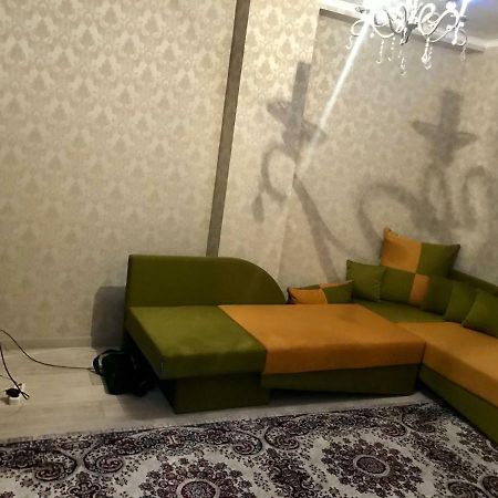 Orient Hotel Бишкек Екстериор снимка